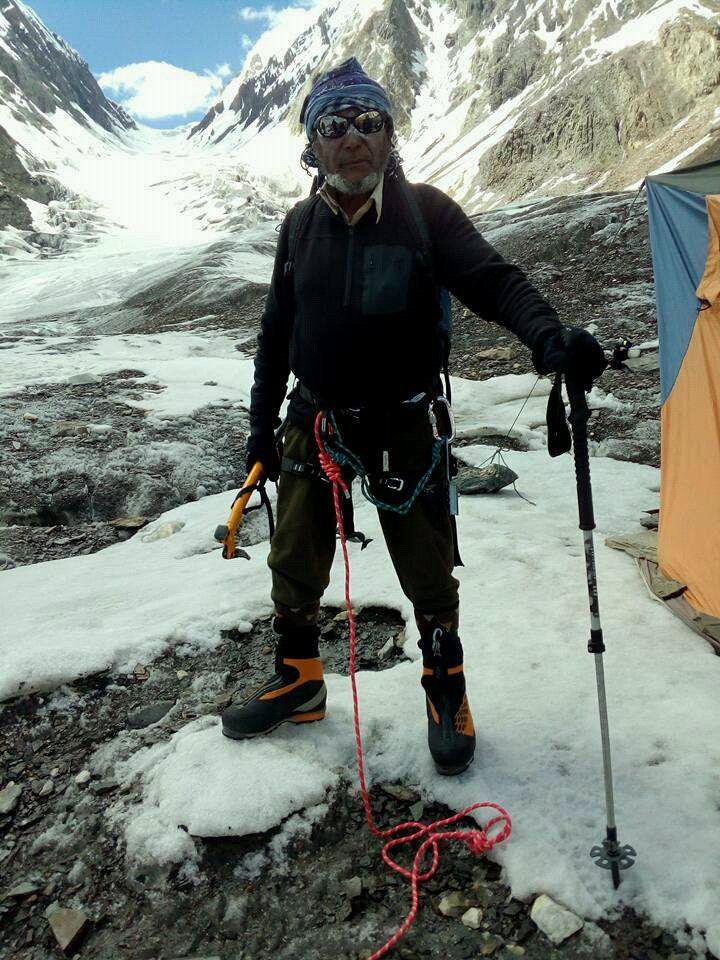 Pakistani mountaineer Muhammad Karim, popularly known as Little Karim, has died in Rawalpindi at the age of 71.