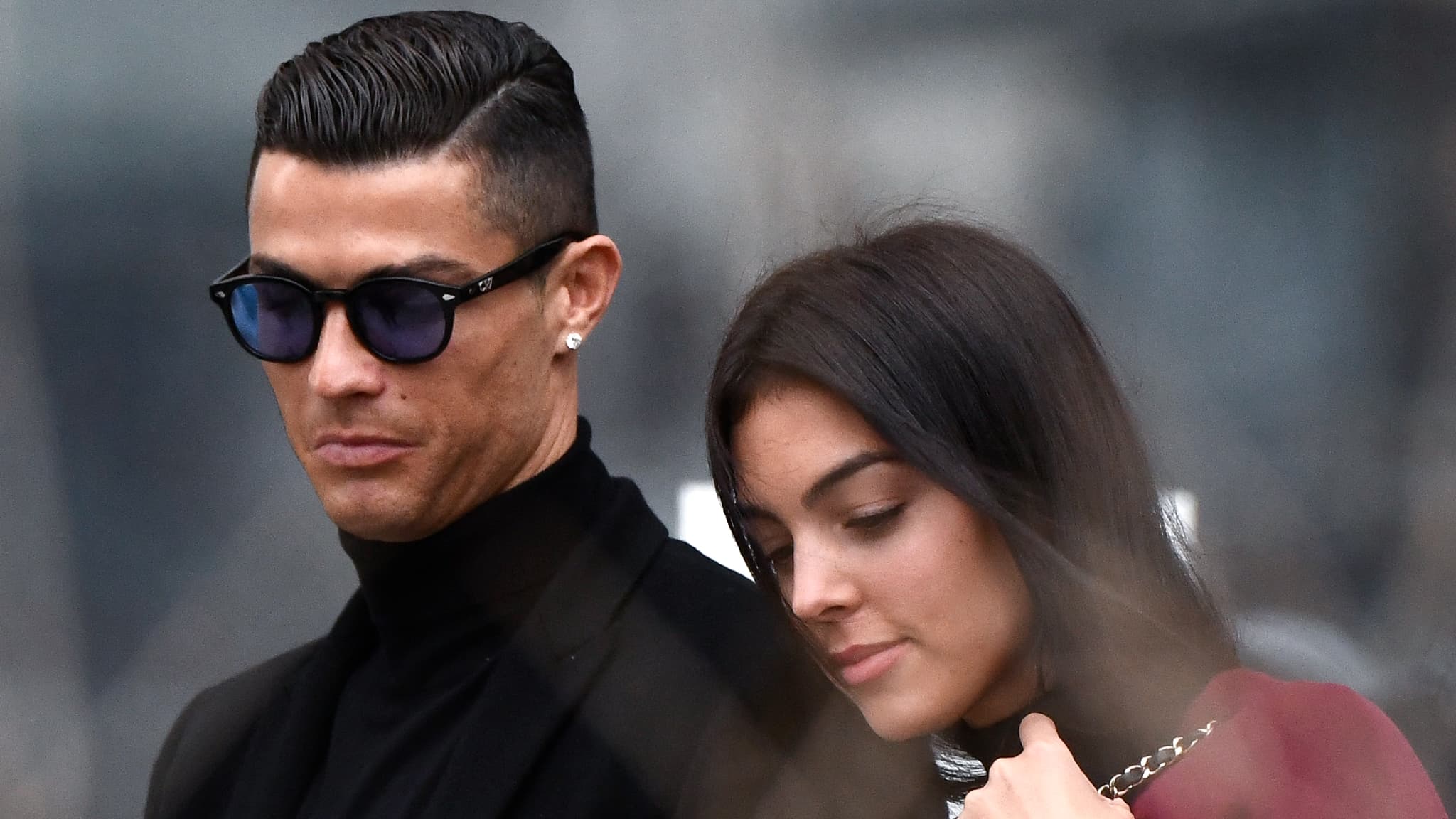 World-renowned striker Cristiano Ronaldo has announced on a social networking site that his newborn son has died