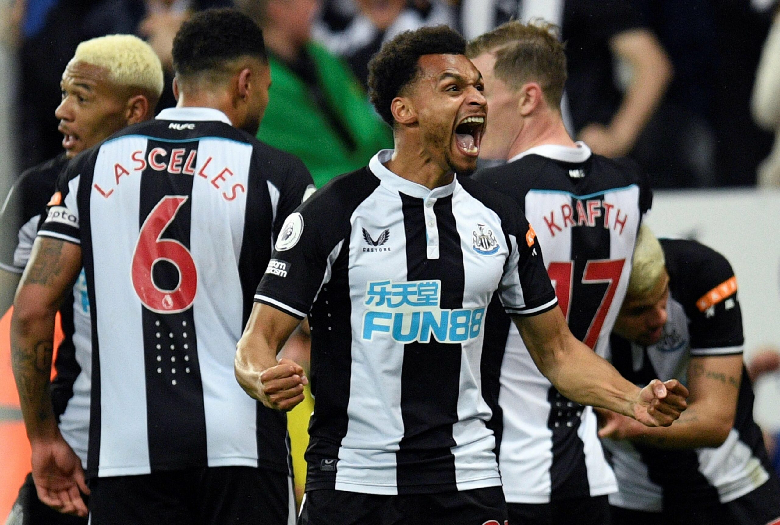 Newcastle United beat Arsenal 2-0 in the English Premier League