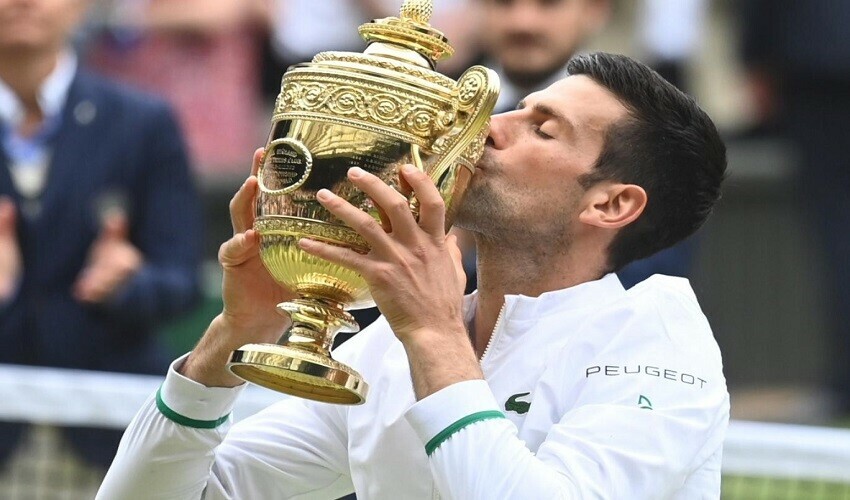 Serbia's Novak Djokovic has won the Wimbledon tennis title for the fourth time