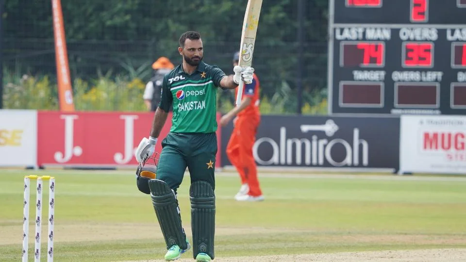 Pakistan defeated Netherlands by 16 runs in the first ODI